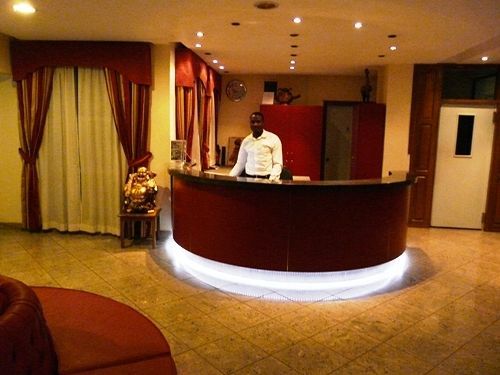 Azam Hotel Bamenda 外观 照片