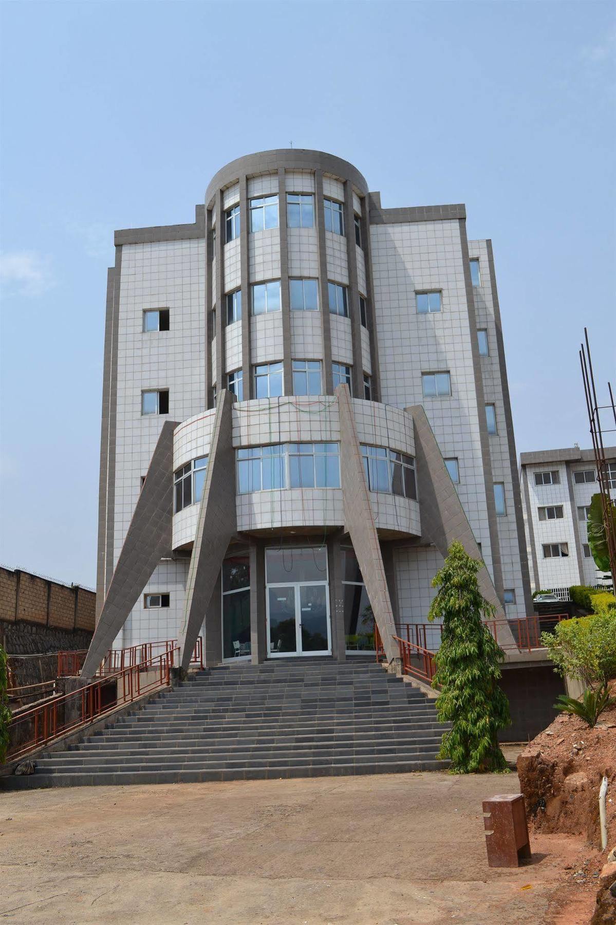 Azam Hotel Bamenda 外观 照片